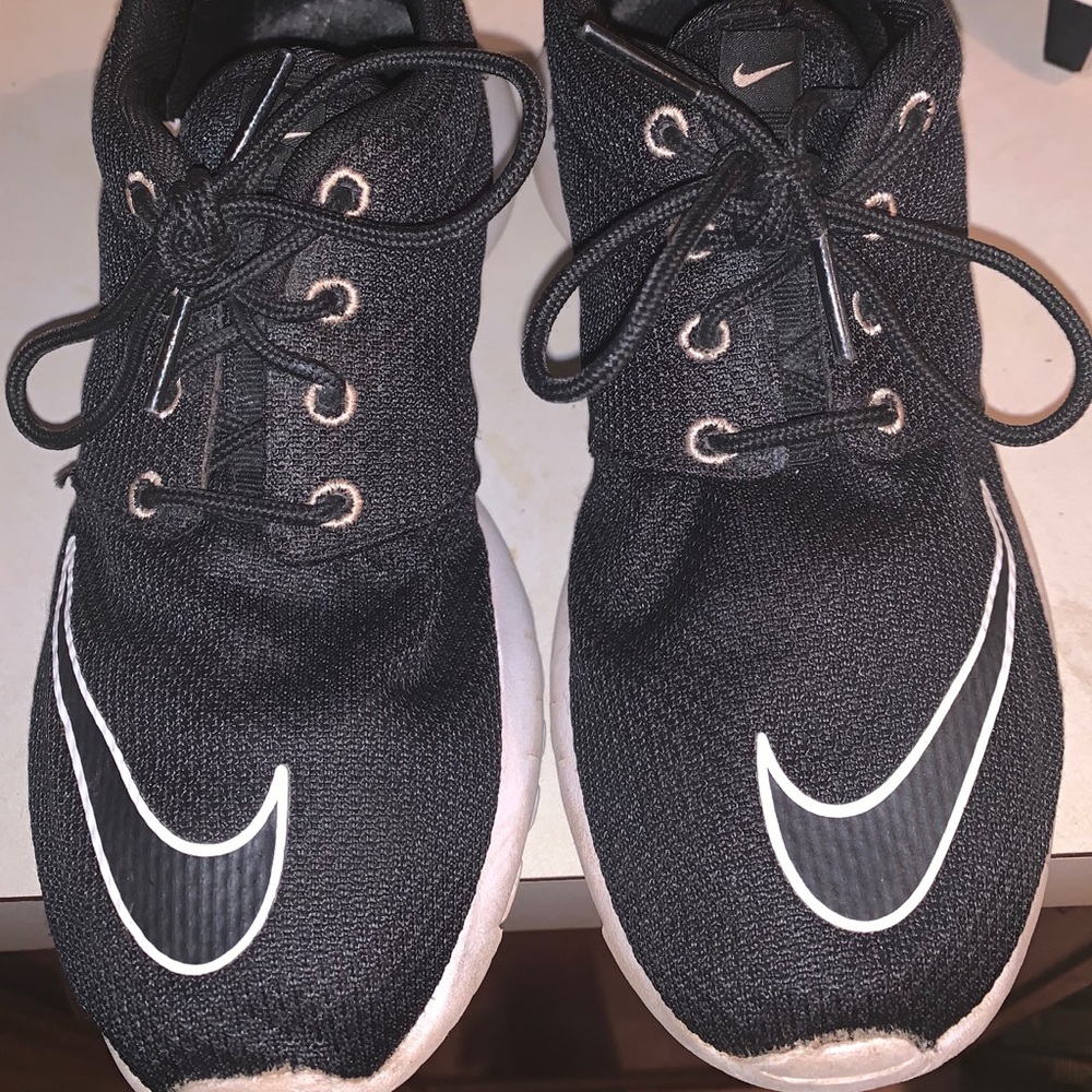 Nike roshe women’s